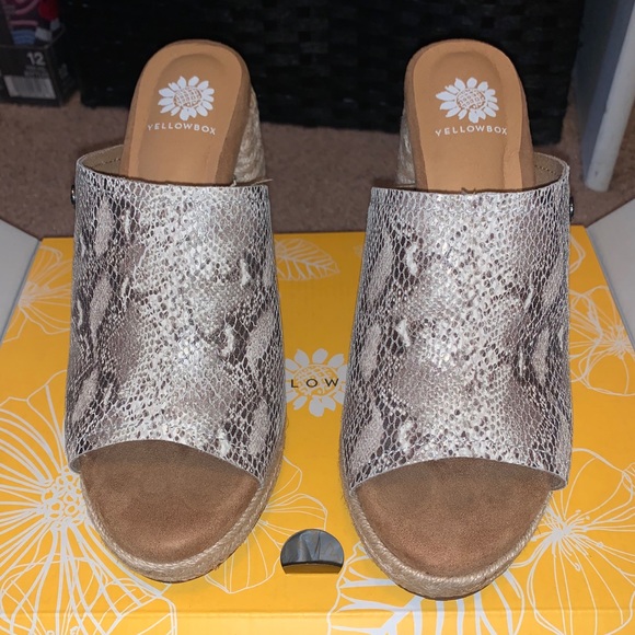 Heels - Picture 2 of 5